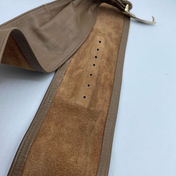 Vintage leather wide 3” waist belt 30.5” and smaller - Picture 6 of 7